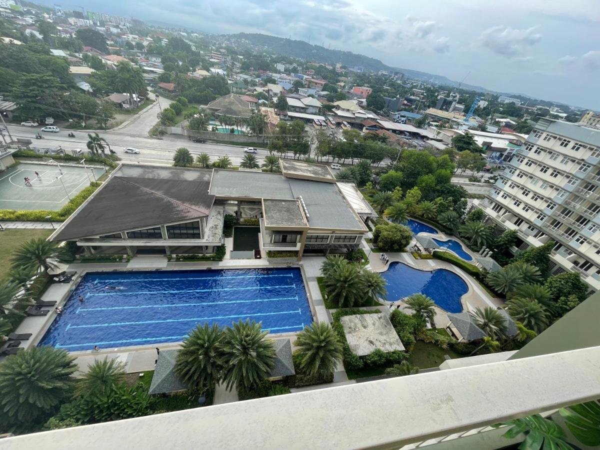 Verdon Parc Condo Davao City Eksteriør bilde